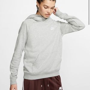 Nike women’s funnel neck sweatshirt